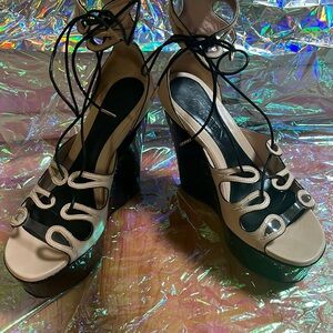 ‼️100% AUTHENTIC‼️Alexander McQueen Lace Up Wedges Black Beige Size 8.5